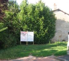 Le jour tant attendu de l'affichage du permis de construire après seulement 1 petit mois et demi