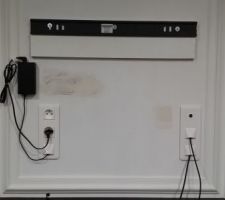 Finalisation des branchements vers la TV du petit salon.