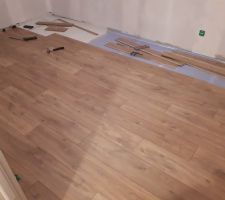 Parquet de la dernière chambre en cours