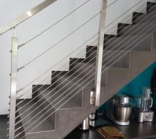 Garde corps de l'escalier installé