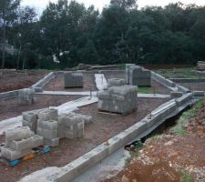 Déput de pose du premier rang d'agglo