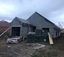 Mise en place charpente garage