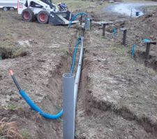 Les EU et le PET 32mm eau potable de la zone garage.