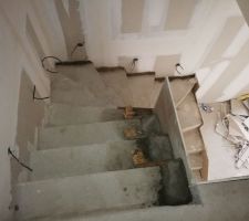 Bandes d'enduit terminées