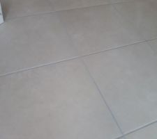 Carrelage beige capoiera (decoceram) 45x45 joint gris clair