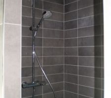 Le showerpipe de notre douche a l'italienne