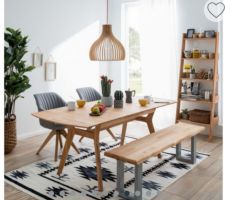 La table de la discorde avec sa rallonge