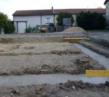 B&eacute;ton de propret&eacute; avant b&eacute;ton arm&eacute;