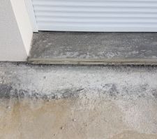 Le seuil décoffré. Je me rassure , le travail de finition n'est pas fini