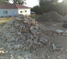 Des cailloux, des cailloux et encore des cailloux.