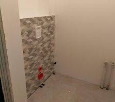 Carrelage bâti WC RDC