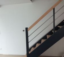 Peinture terminée pour notre escalier