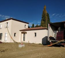 Isolation des combles en cours. L'opération aura duré deux heures.