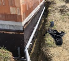 Drainage Batifibre SN4 (au fond en noir) + delta ms
