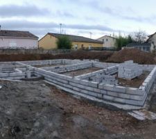 Soubassement de notre maison ( 60 cm )