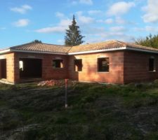 La charpente et la couverture faite en 3 jours