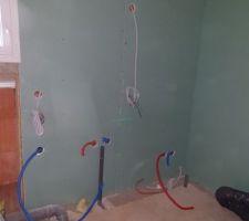 Salle de bain avec hydrofuge