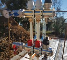 Mise en place du plancher chauffant dans la dalle de compression