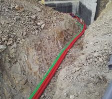 Tranchée pour les réseaux électriques et telecom
