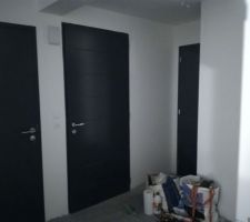 Les portes sont peintes !
