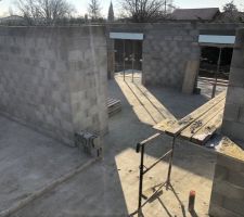 Vue sur la pi&egrave;ce de vie