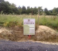 Permis accordé, on affiche le panneau, constat d'huissier dans la foulée et on attends 2 mois de purge du recours des tiers...