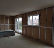 Vue d'une partie de la salle à manger
