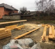 17/12/2018 : Premières découpes des charpentiers