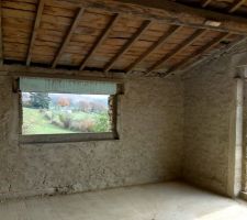 Cuisine, murs rebouchés !