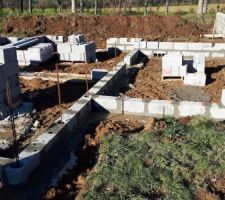 &Ccedil;a prend forme...J'esp&egrave;re qu'il n'y aura pas trop de pluie la semaine prochaine ;-)