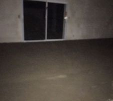 Chape liquide coul&eacute;e