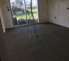 Chape liquide coul&eacute;e