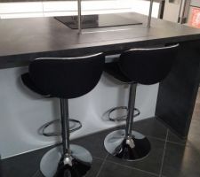 Nouveaux tabourets de bar.