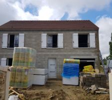 Maison hors d'eau hors d'air et début des intérieurs