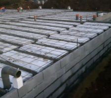 Isolation et ferraillage avant coulée de la dalle