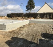 Dalle vue entr&eacute;e maison