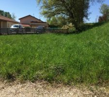 Début du terrassement dernière semaine de novembre 2017 le projet commence enfin après 1 an de démarche pour lancer le projet.