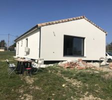 Peunture crépi 15 jours de séchage voici le résultat après séchage !!!