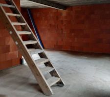 Escalier provisoire
