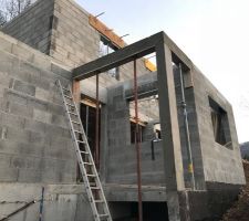 Futur porche d'entr&eacute;e