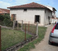 Voici notre notre maison a renover ,