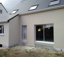 Enduit fini, façade Sud.