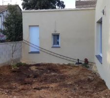 Régalage des terres - Espace creusé pour la terrasse