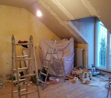 Chambre coté jardin 2eme etage, on fini ce qu'il reste