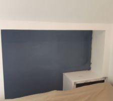 Entrée 2eme étage, peinture en cours