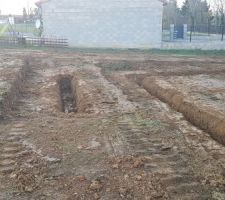 Les fouilles pour la maison et celle du fond de la terrasse