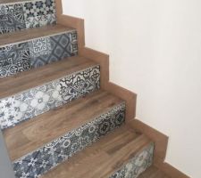 Habillage escalier béton
Les plinthes ont été peintes en blanc