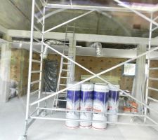 Le plafond avance