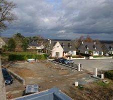 Vue du toit sur le parking privé du lotissement