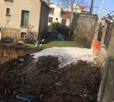 Accès chantier vue depuis le jardin.